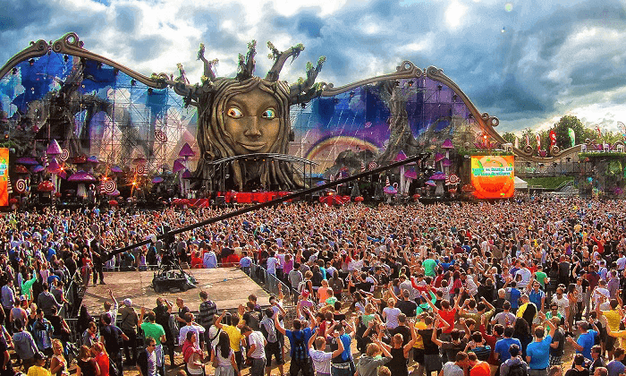 dünyanın en enfes müzik festivalleri Tomorrowland Festival